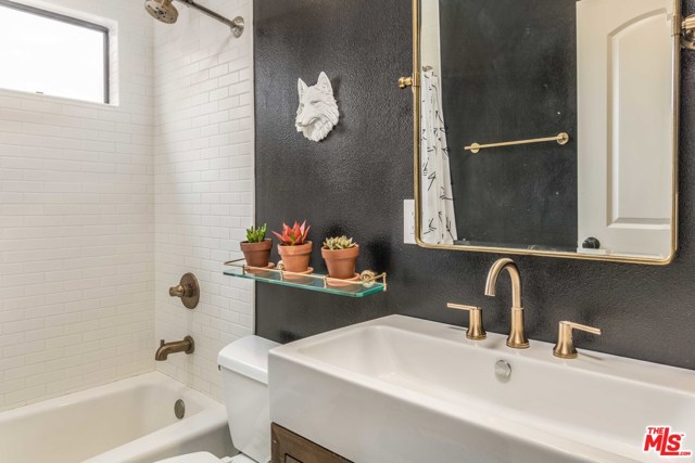 2603 ROCKEFELLER Lane, Redondo Beach, California 90278, 2 Bedrooms Bedrooms, ,1 BathroomBathrooms,Residential,Sold,ROCKEFELLER,20578420