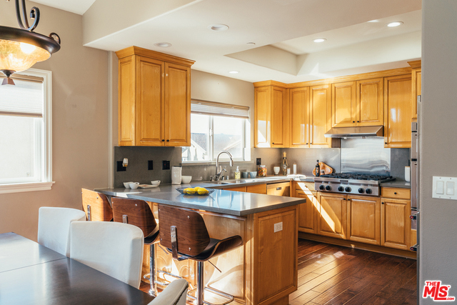 1601 BELMONT Lane, Redondo Beach, California 90278, 4 Bedrooms Bedrooms, ,3 BathroomsBathrooms,Residential,Sold,BELMONT,18417028