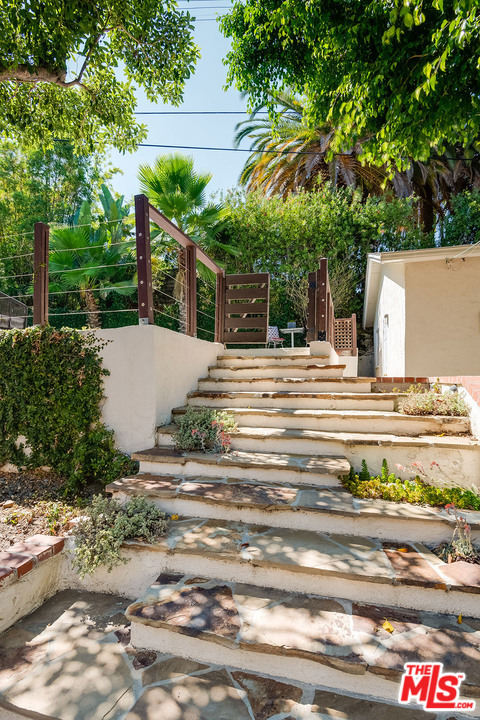 4 Bed Home for Sale in Los Angeles, California