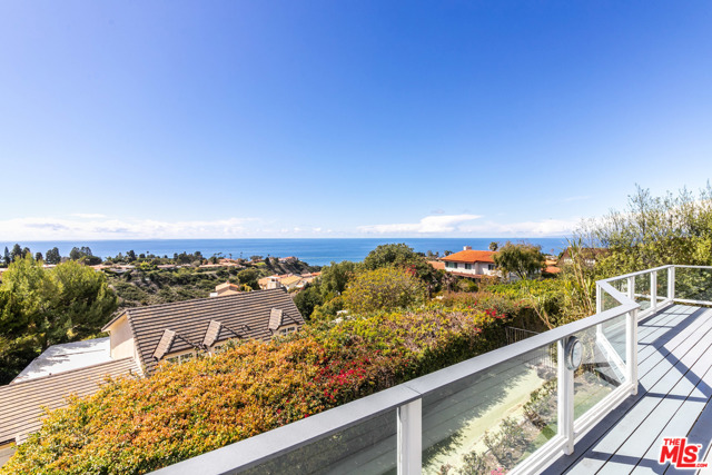 6820 Verde Ridge Road, Rancho Palos Verdes, California 90275, 4 Bedrooms Bedrooms, ,3 BathroomsBathrooms,Residential,Sold,Verde Ridge,21705116