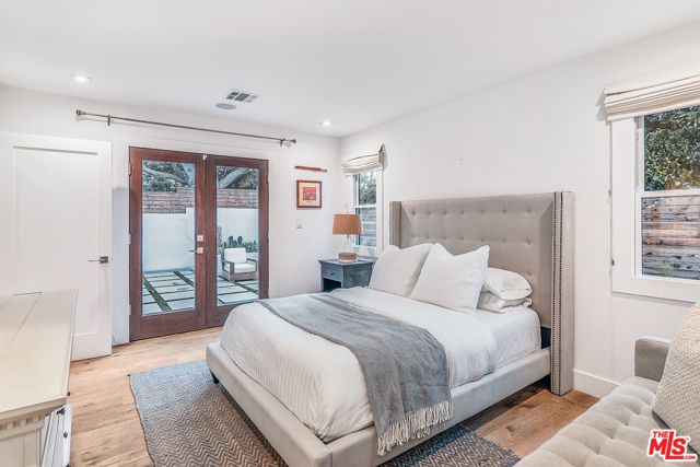 4 Bed Home for Sale in Venice, California