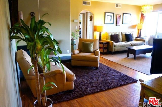 Photo of 13543 MOORPARK Street #16, Sherman Oaks, CA 91423