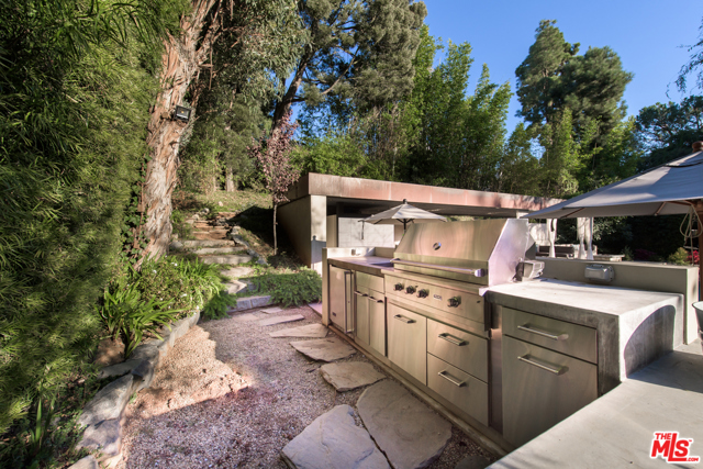 3 Bed Home for Sale in Los Angeles, California