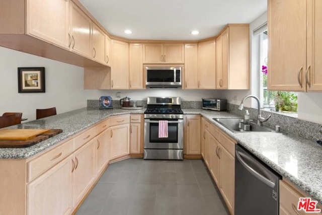 2 Bed Home for Sale in Playa del Rey, California