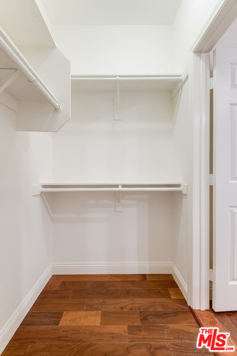 3 Bed Home for Sale in Los Angeles, California