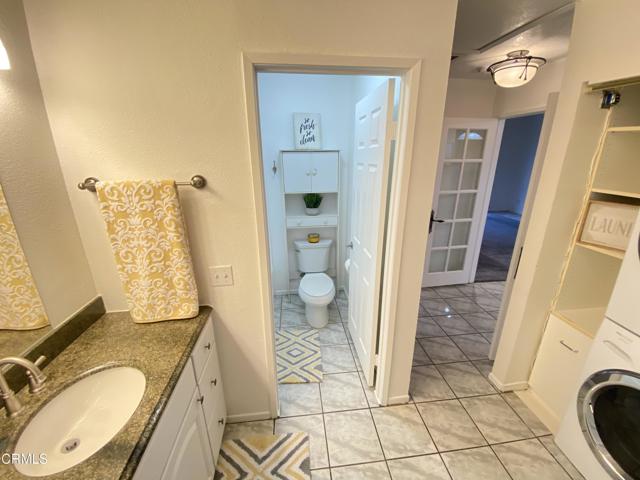 1 Bed Home for Sale in Thousand Oaks, California