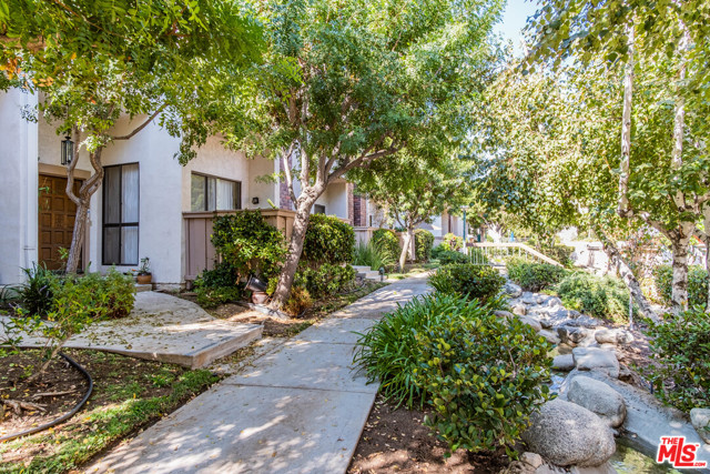 2 Bed Home for Sale in Encino, California