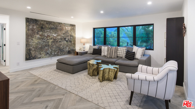 4 Bed Home for Sale in Calabasas, California