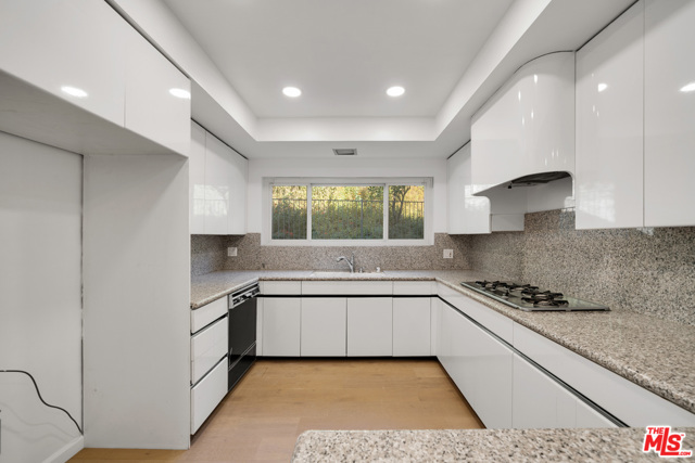 4 Bed Home for Sale in Beverly Hills, California