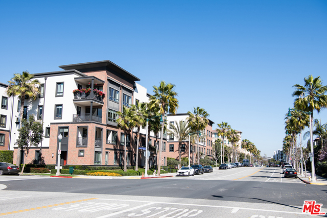 3 Bed Home for Sale in Playa Vista, California
