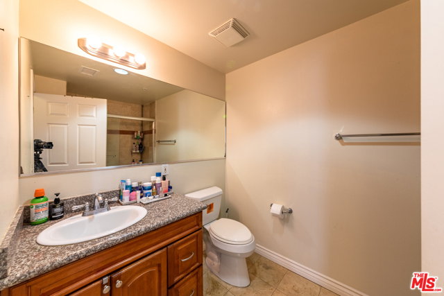 4 Bed Home for Sale in Los Angeles, California
