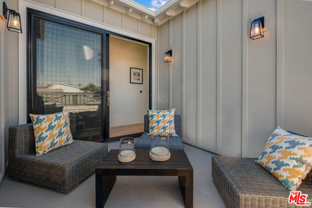 3513 ELM Avenue, Manhattan Beach, California 90266, 5 Bedrooms Bedrooms, ,4 BathroomsBathrooms,Residential,Sold,ELM,19437290