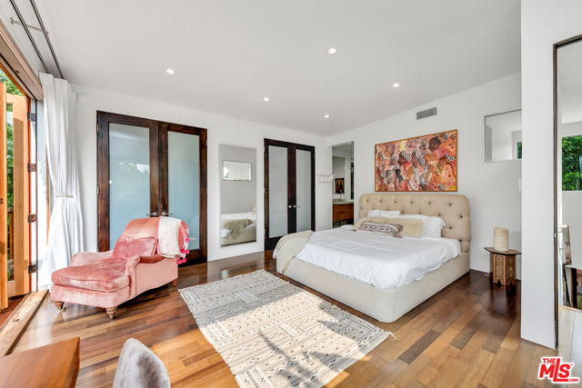 4 Bed Home for Sale in Venice, California