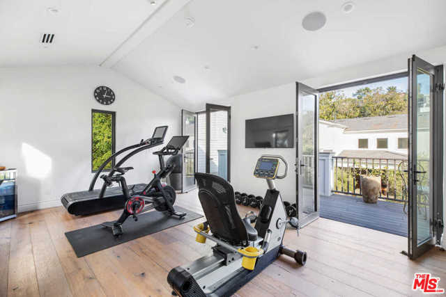 4 Bed Home for Sale in Los Angeles, California