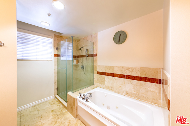 4 Bed Home for Sale in Los Angeles, California