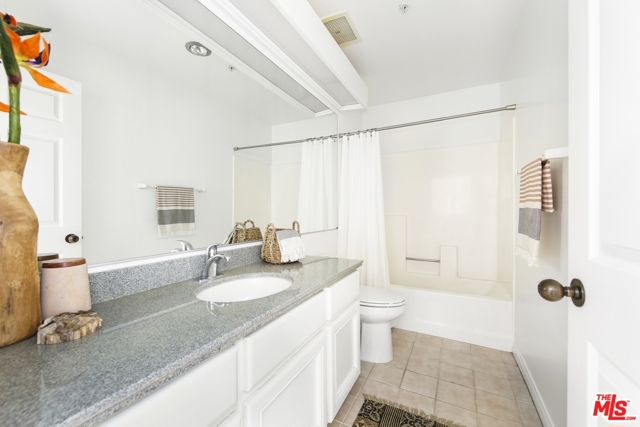 3 Bed Home for Sale in Culver City, California