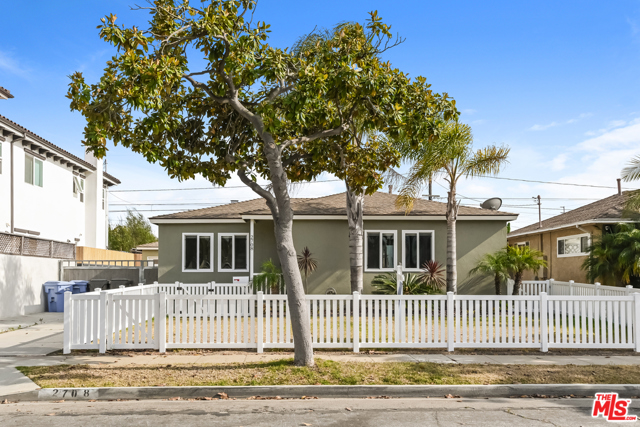 2708 184th, Redondo Beach, California 90278, 3 Bedrooms Bedrooms, ,2 BathroomsBathrooms,Residential,Sold,184th,21752278