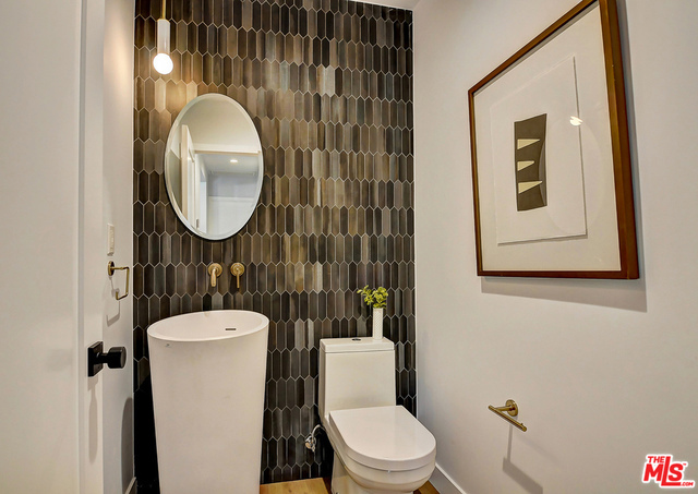 3 Bed Home for Sale in Studio City, California