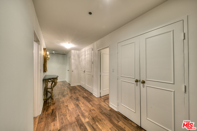 2 Bed Home for Sale in Los Angeles, California