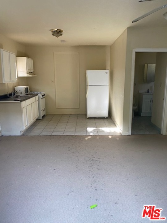  Income Home for Sale in Los Angeles, California