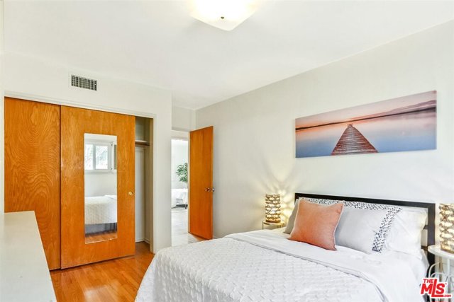 4 Bed Home for Sale in Sherman Oaks, California