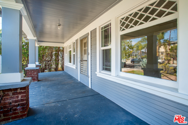 2 Bed Home for Sale in Los Angeles, California