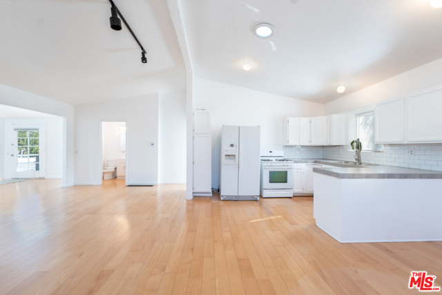 5 Bed Home for Sale in Malibu, California
