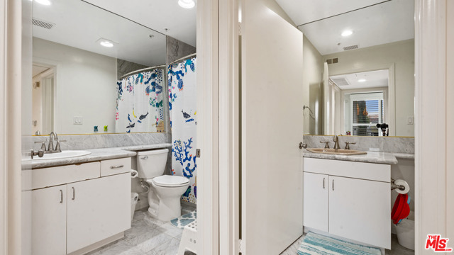 3 Bed Home for Sale in Los Angeles, California