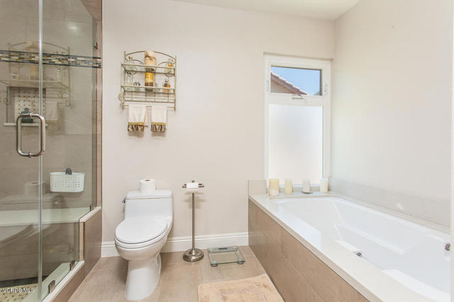 5 Bed Home for Sale in Thousand Oaks, California