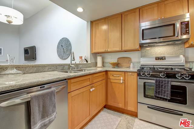 2 Bed Home for Sale in Los Angeles, California