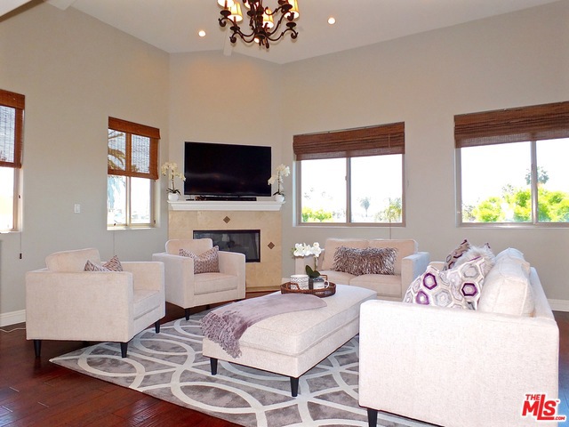 713 JUANITA Avenue, Redondo Beach, California 90277, 3 Bedrooms Bedrooms, ,3 BathroomsBathrooms,Residential,Sold,JUANITA,18338384