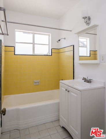  Income Home for Sale in Los Angeles, California