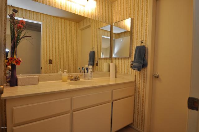 1 Bed Home for Sale in Thousand Oaks, California