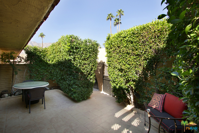 Private Front Courtyard