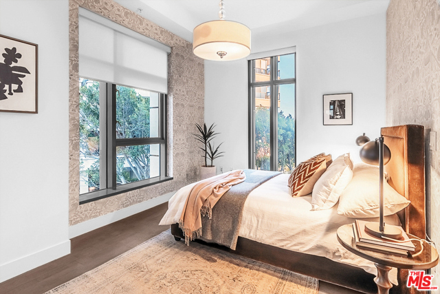 2 Bed Home for Sale in Los Angeles, California