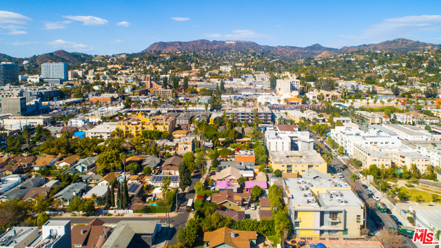 1 Bed Home for Sale in Los Angeles, California