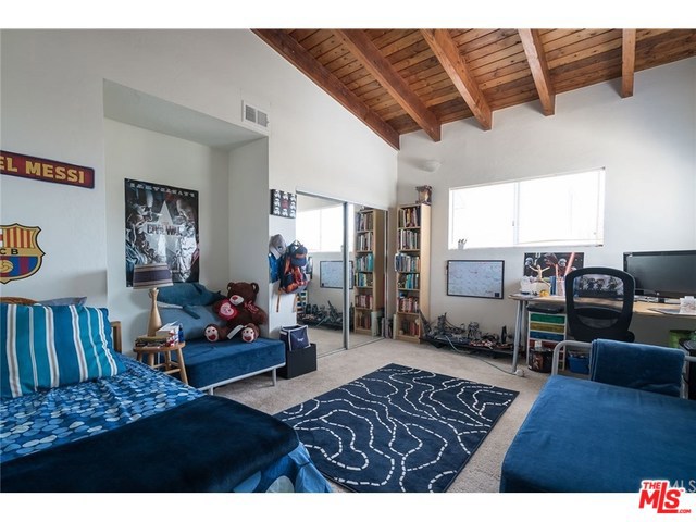 1326 OWOSSO Avenue, Hermosa Beach, California 90254, 4 Bedrooms Bedrooms, ,3 BathroomsBathrooms,Residential,Sold,OWOSSO,20558026