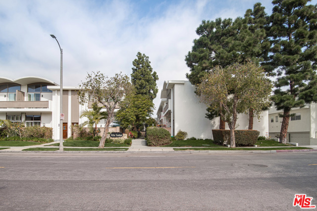 3 Bed Home for Sale in Venice, California