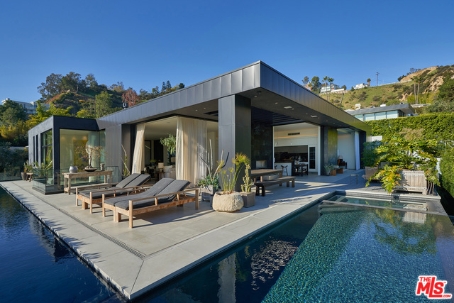 Photo of 1814 MARCHEETA Place, Los Angeles, CA 90069