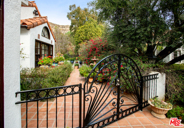 4 Bed Home for Sale in Westlake Village, California