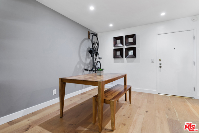 1 Bed Home for Sale in Playa del Rey, California