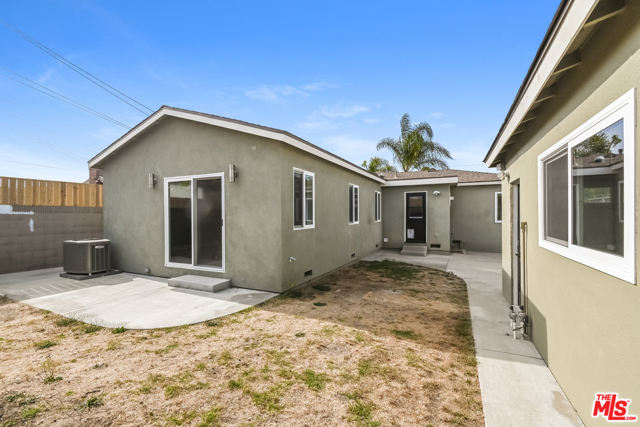 2708 184th, Redondo Beach, California 90278, 3 Bedrooms Bedrooms, ,2 BathroomsBathrooms,Residential,Sold,184th,21752278