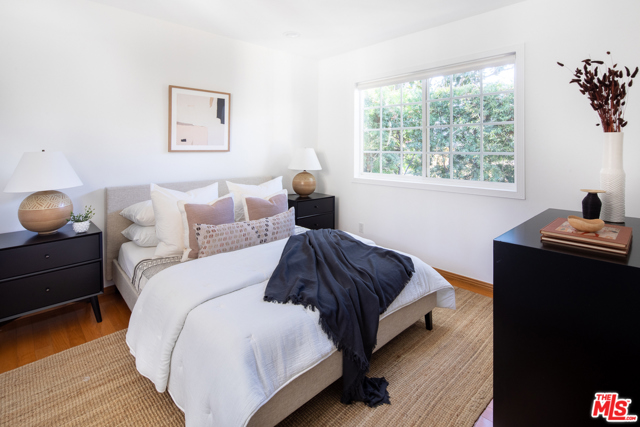 2 Bed Home for Sale in Los Angeles, California