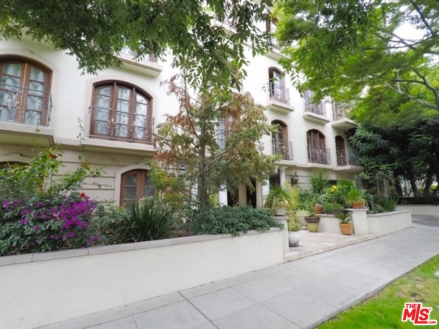 3 Bed Home for Sale in Beverly Hills, California