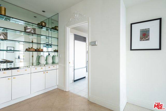 2 Bed Home for Sale in Los Angeles, California