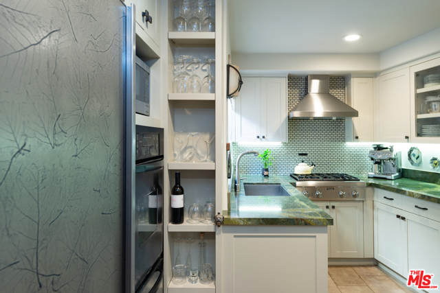 2 Bed Home for Sale in Santa Monica, California