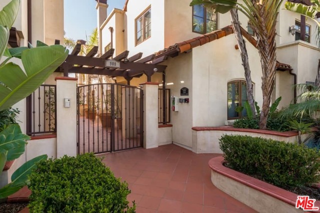 2 Bed Home for Sale in Santa Monica, California