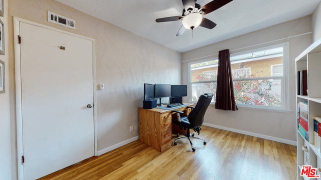 3 Bed Home for Sale in Hawthorne, California