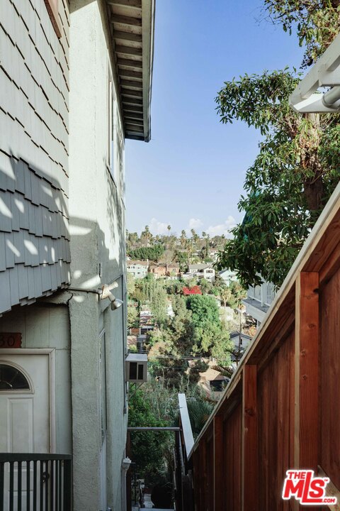  Income Home for Sale in Los Angeles, California