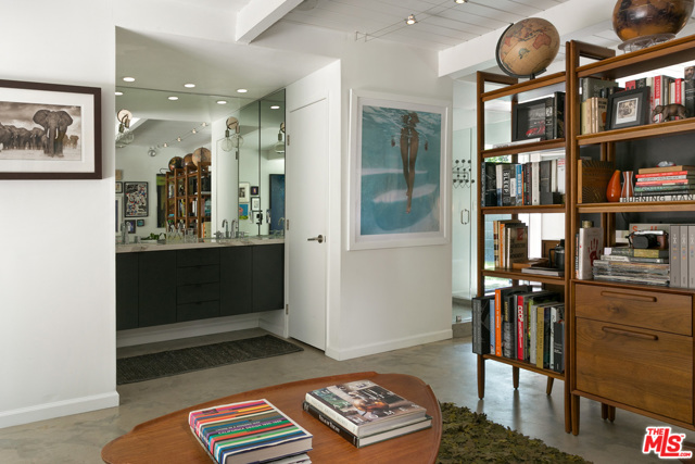3 Bed Home for Sale in Beverly Hills, California
